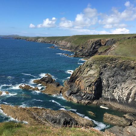 The Cambrian Inn Solva Eksteriør bilde